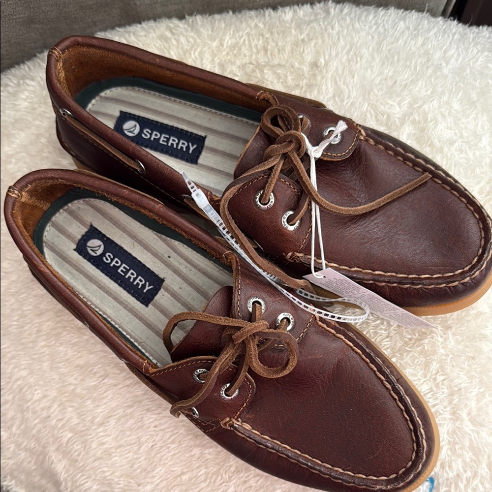 New Sperry Brown Boat Shoes